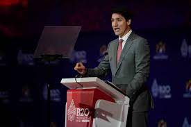 Trudeau Reiterates Intention to Regulate Online Hate During Speech at B20 Summit in Bali