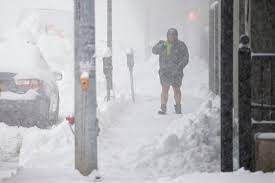 2 Deaths Reported as ‘Lake-Effect’ Snowstorm Paralyzes Western New York