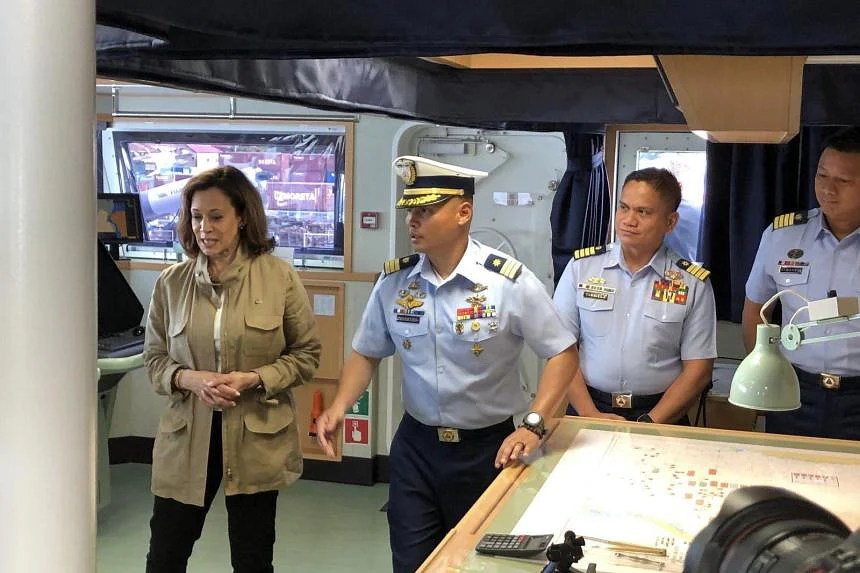 US Grants Philippines $7.5 Million to Combat Illegal Fishing in South China Sea