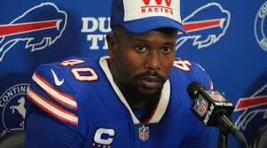 Bills Linebacker von Miller Turns Himself in on Felony Domestic Violence Charge
