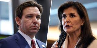 As Iowa Head to Caucuses, Battle Is on for Second Place