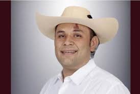 Mayor shot dead while at a restaurant with his 14-year-old son in Mexico