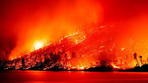 Thousands Evacuated In Northern California Following Fast-Moving Wildfires