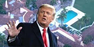 Secret Service Failed to Prevent Juvenile from Trespassing Mar-a-Lago for Hour, Jumping in Pool