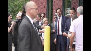 New Footage Shows Moment JD Vance Was Kicked Out of Popular Restaurant